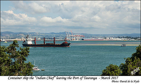Container ship the 'Indian Cheif' leaving the Port of Tauranga