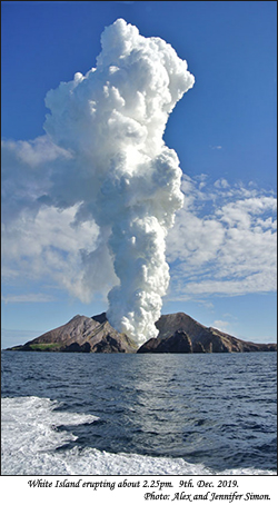 White Island erupting 9th. Dec. 2019