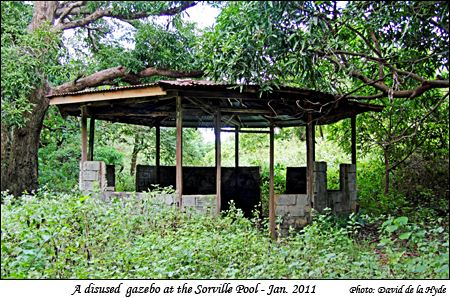 Disused gazebo at the Sorville pool