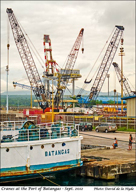 Cranes at the Port of Batangas