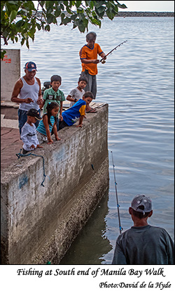 Fishermen at the southern end of Manila Bay Walk