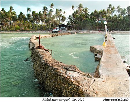 Airlink Beach Resort, sea water pool