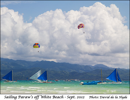 Traditional Paraws at White Beach