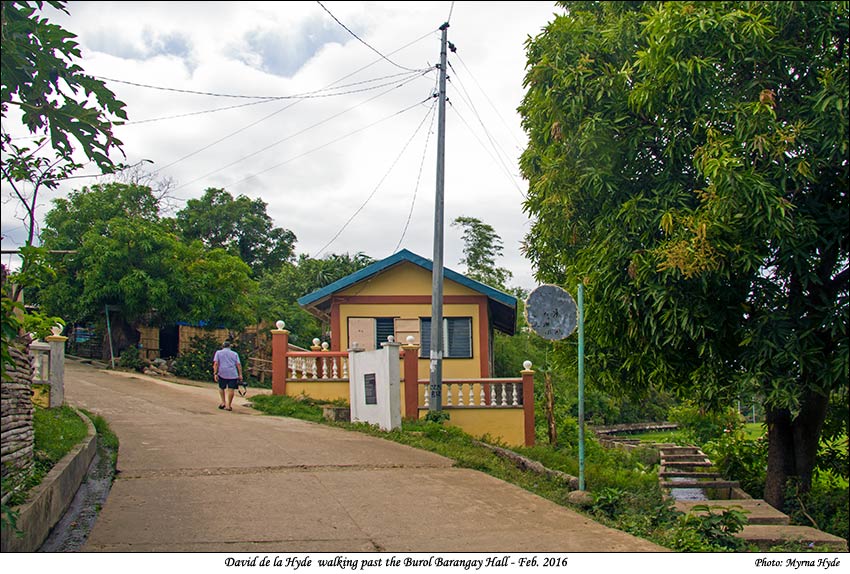 Barangay Hall Burol